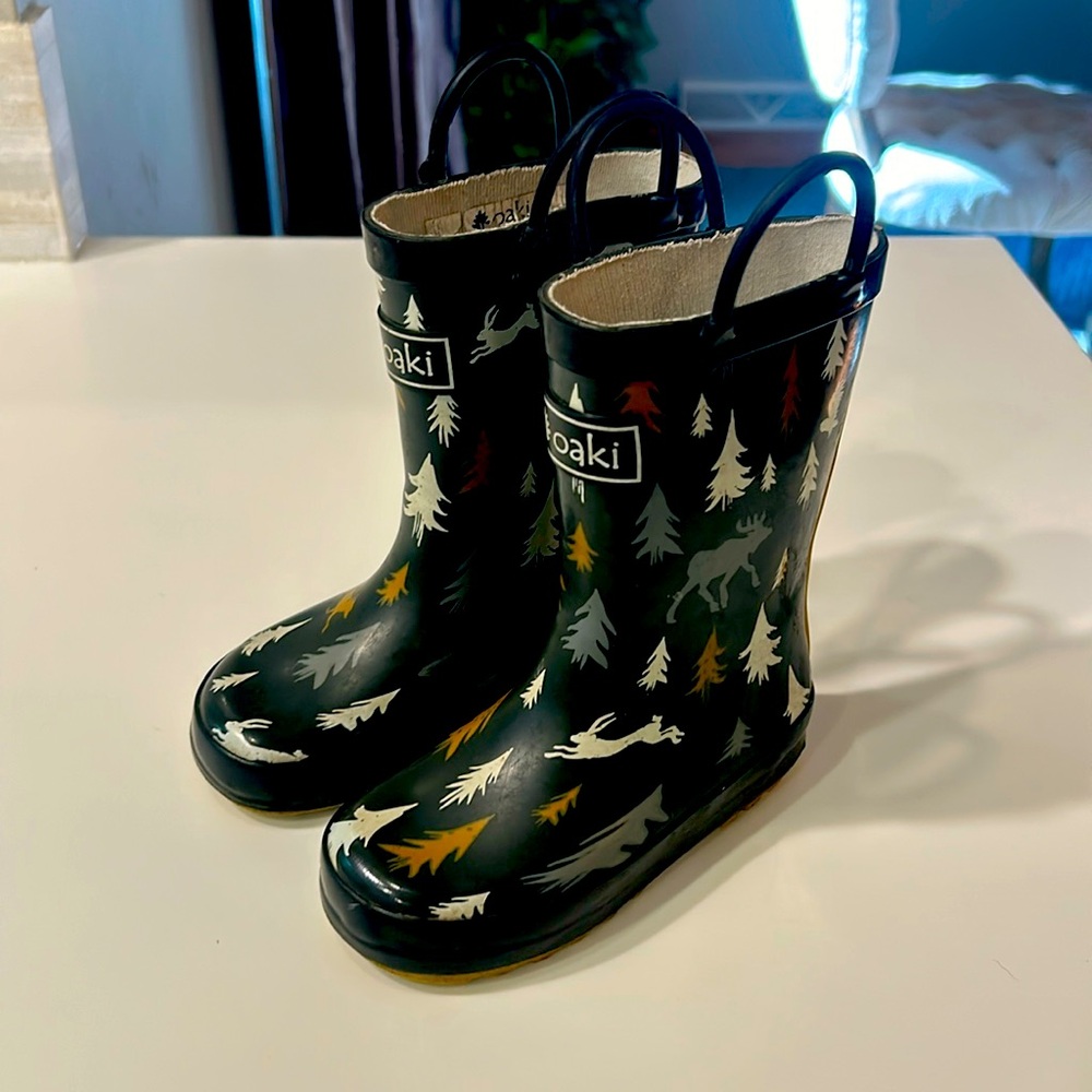 Toddler rain boots